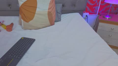 angi_lozano online show from 01-15-26, 02:10