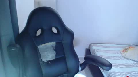 IG angie dreamgirl01 online show from 02-14-25, 10:36