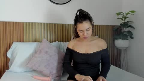 A N G I E online show from 10-15-25, 12:27