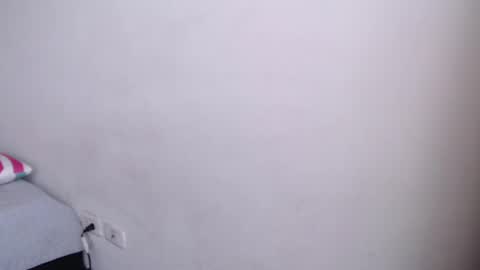 Snapshot of angiehobbes chatting on 01-17-25, 05:51 Angie Hobbes online show from 01-17-25, 05:51