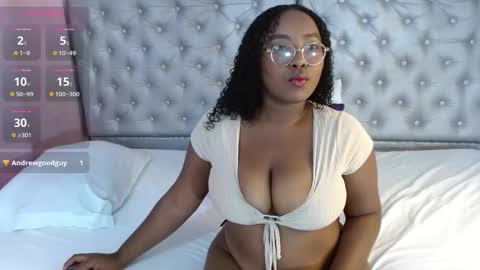 angiellam online show from 10-05-25, 02:04