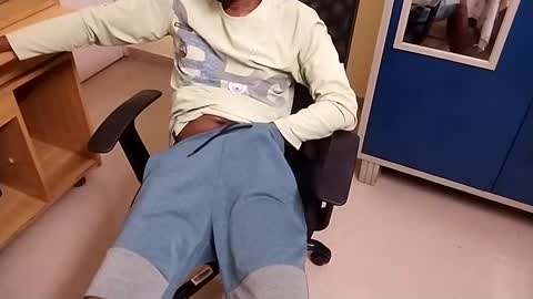 Tutu22 online show from 01-19-25, 02:28