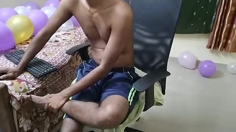 Tutu22 online show from 02-11-25, 11:12