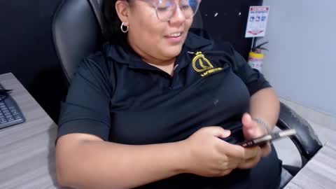 angy online show from 11-24-25, 08:52