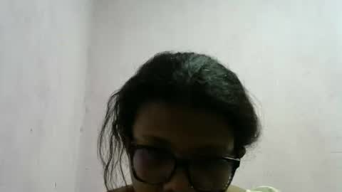 Snapshot of anielah chatting on 09-16-25, 02:40 anielah online show from 09-16-25, 02:40