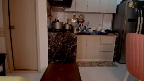 Snapshot of anielli69 chatting on 07-05-26, 09:44 laura online show from 07-05-26, 09:44