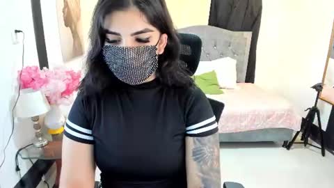 Snapshot of aniisaalii chatting on 06-13-26, 09:46 Anissa online show from 06-13-26, 09:46