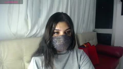 Snapshot of aniisaalii chatting on 06-18-26, 03:51 Anissa online show from 06-18-26, 03:51