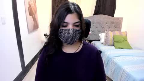 Snapshot of aniisaalii chatting on 06-26-26, 01:04 Anissa online show from 06-26-26, 01:04