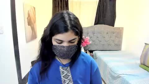 Snapshot of aniisaalii chatting on 06-30-26, 01:01 Anissa online show from 06-30-26, 01:01