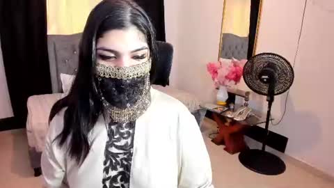 Snapshot of aniisaalii chatting on 07-23-26, 02:59 Anissa online show from 07-23-26, 02:59