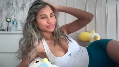 Snapshot of aniishaa chatting on 03-17-26, 09:56 anisha online show from 03-17-26, 09:56