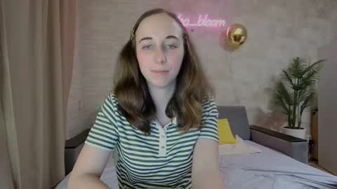 anikabloom online show from 02-19-25, 12:25