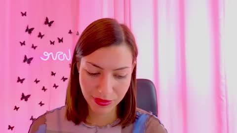 Snapshot of aniskyy chatting on 10-15-25, 09:31 Anni online show from 10-15-25, 09:31