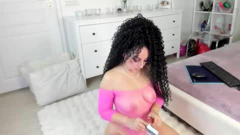 anissia teaser online show from 09-22-25, 03:52