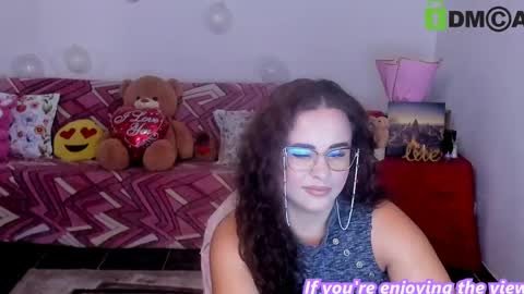 Snapshot of anissyax chatting on 05-20-26, 02:40 AnissyaX online show from 05-20-26, 02:40