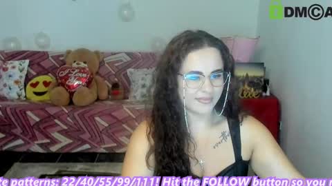 Snapshot of anissyax chatting on 05-26-26, 02:51 AnissyaX online show from 05-26-26, 02:51