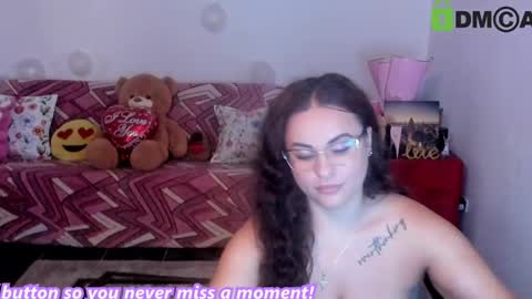Snapshot of anissyax chatting on 06-09-26, 02:56 AnissyaX online show from 06-09-26, 02:56