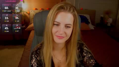 Anita online show from 10-26-25, 01:22