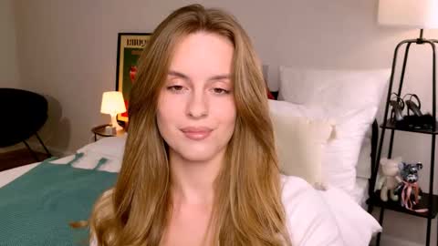 Anita online show from 09-11-25, 01:11