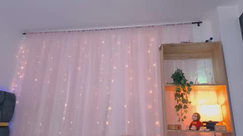 anitaglow online show from 09-28-25, 04:34