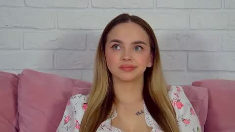 AnitaVenture online show from 04-20-26, 04:26