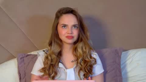 Snapshot of anitaventure chatting on 05-09-26, 04:23 AnitaVenture online show from 05-09-26, 04:23