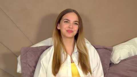 Snapshot of anitaventure chatting on 05-28-26, 04:21 AnitaVenture online show from 05-28-26, 04:21
