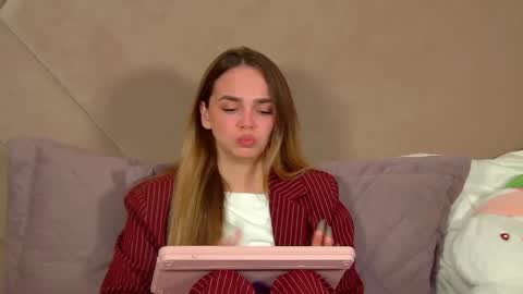 Snapshot of anitaventure chatting on 05-30-26, 04:37 AnitaVenture online show from 05-30-26, 04:37