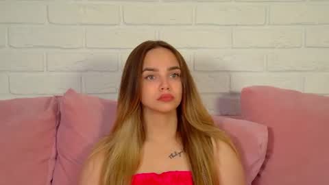 Snapshot of anitaventure chatting on 06-13-26, 04:05 AnitaVenture online show from 06-13-26, 04:05