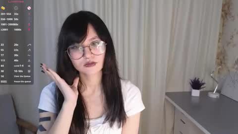 Snapshot of anitawindmeyer chatting on 10-06-25, 05:21 Anita online show from 10-06-25, 05:21