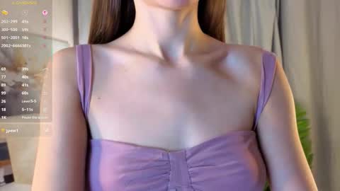 Snapshot of anitawindmeyer chatting on 10-30-25, 04:30 Anita online show from 10-30-25, 04:30