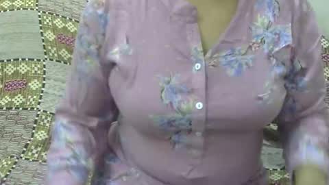 anjali_dogra786 online show from 10-05-25, 12:14