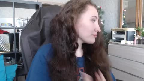 Snapshot of ankey_rayah chatting on 12-26-24, 05:58 Nameless online show from 12-26-24, 05:58