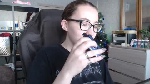 Snapshot of ankey_rayah chatting on 01-19-25, 04:01 Nameless online show from 01-19-25, 04:01