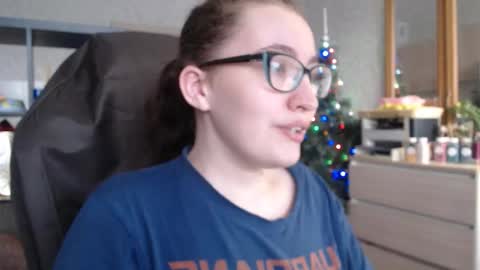 Snapshot of ankey_rayah chatting on 01-23-25, 10:32 Nameless online show from 01-23-25, 10:32