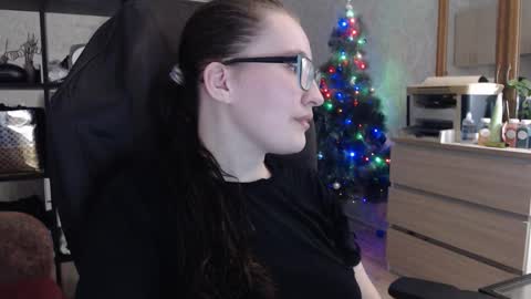 Snapshot of ankey_rayah chatting on 02-03-25, 03:59 Nameless online show from 02-03-25, 03:59