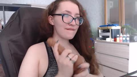 Snapshot of ankey_rayah chatting on 02-11-25, 05:47 Nameless online show from 02-11-25, 05:47