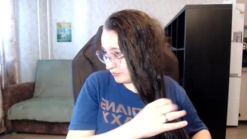 Snapshot of ankey_rayah chatting on 09-26-25, 03:21 Nameless online show from 09-26-25, 03:21