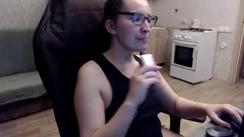 Snapshot of ankey_rayah chatting on 02-07-26, 06:44 Nameless online show from 02-07-26, 06:44