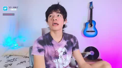 Snapshot of anky_xx chatting on 10-17-25, 02:15 Anky online show from 10-17-25, 02:15