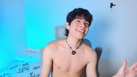 Snapshot of anky_xx chatting on 11-26-25, 05:08 Anky online show from 11-26-25, 05:08