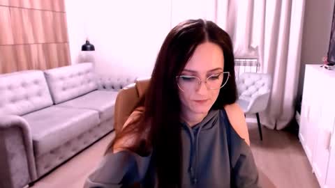 Snapshot of ann3lysse chatting on 11-05-25, 10:37 Annelysse online show from 11-05-25, 10:37