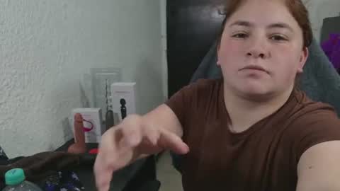 Snapshot of ann_cohen chatting on 07-06-26, 11:07 Only fans online show from 07-06-26, 11:07