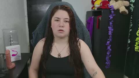 Snapshot of ann_cohen chatting on 07-17-26, 11:28 Only fans online show from 07-17-26, 11:28