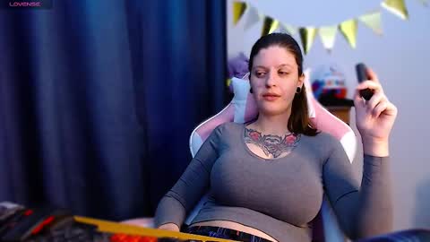 Snapshot of ann_mikele chatting on 03-03-25, 11:11 Ann online show from 03-03-25, 11:11