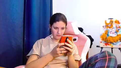 Snapshot of ann_mikele chatting on 11-04-25, 10:58 Ann online show from 11-04-25, 10:58