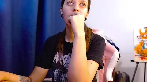 Snapshot of ann_mikele chatting on 11-10-25, 10:58 Ann online show from 11-10-25, 10:58