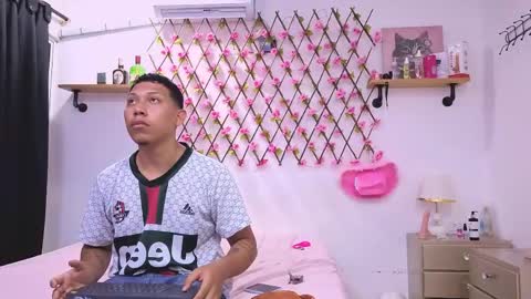 anna_and_masterboy online show from 05-23-26, 01:33