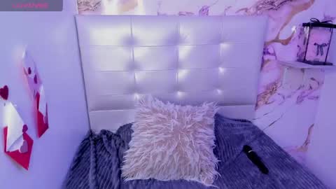 ANNA online show from 04-22-26, 04:08